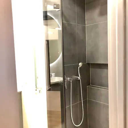 Osapart Comfortable In A Complex Great Britain