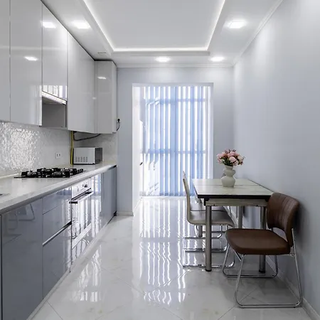Osapart Comfortable In A Complex Great Britain Apartment Lviv