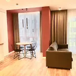 Osapart Comfortable In A Complex Great Britain شقة إلفيف